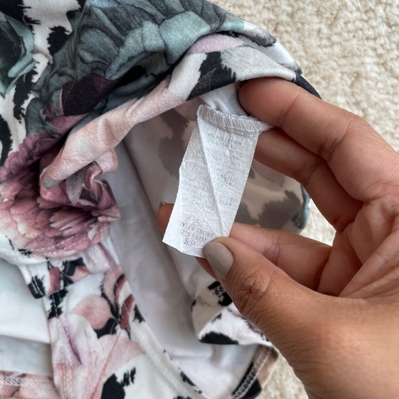 gaze Bodysuit Womens Size S White Floral Tank Top - Picture 4 of 6